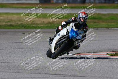 media/Jan-21-2023-Fastrack Riders (Sat) [[fcf3f88a30]]/Level 2/Session 4 Turn 6-Mountian Shot/